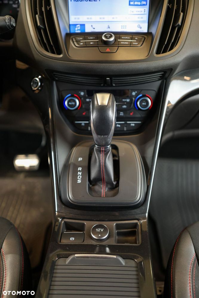 Ford Kuga - 31