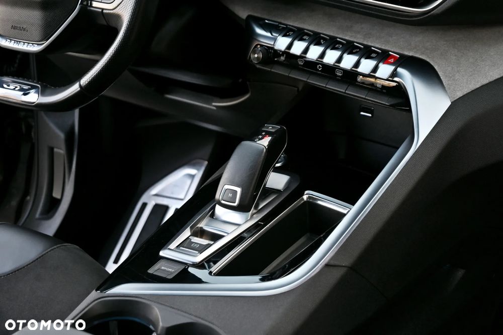 Peugeot 3008 2.0 BlueHDi GT S&S EAT8 - 25