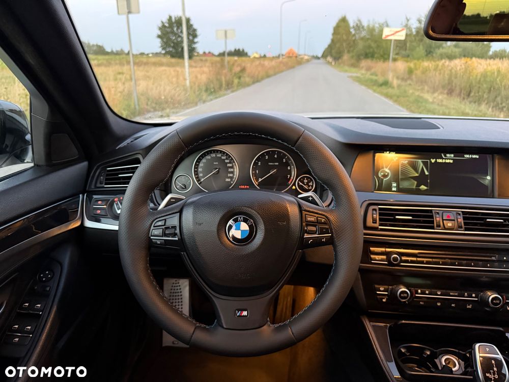 BMW Seria 5 535i xDrive - 22