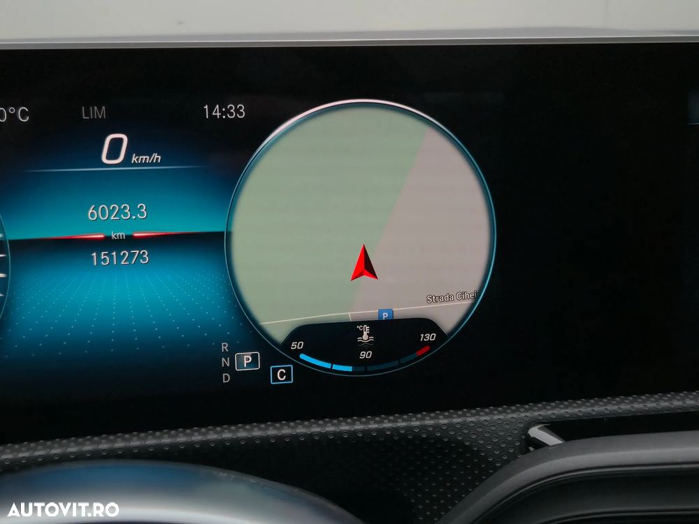 Mercedes-Benz A 200 7G-DCT AMG Line - 14