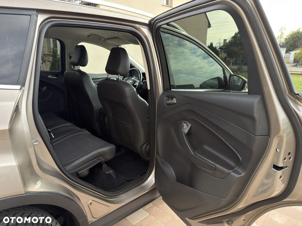 Ford Kuga 2.0 TDCi FWD Titanium - 21