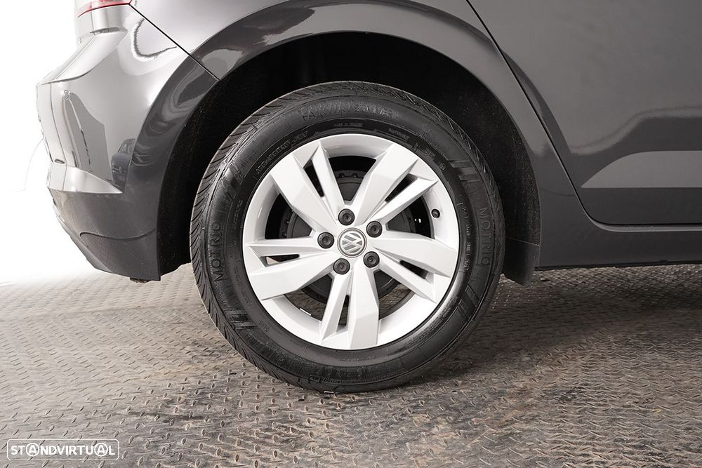 VW Polo 1.0 TSI Confortline DSG - 5