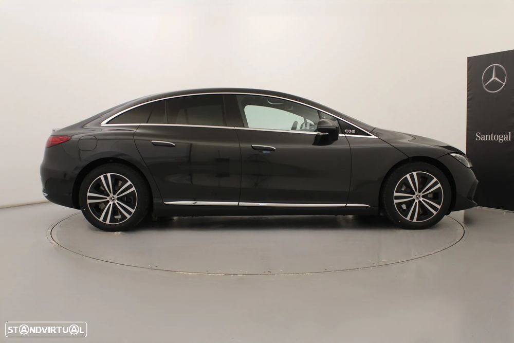 Mercedes-Benz EQE 300 - 6