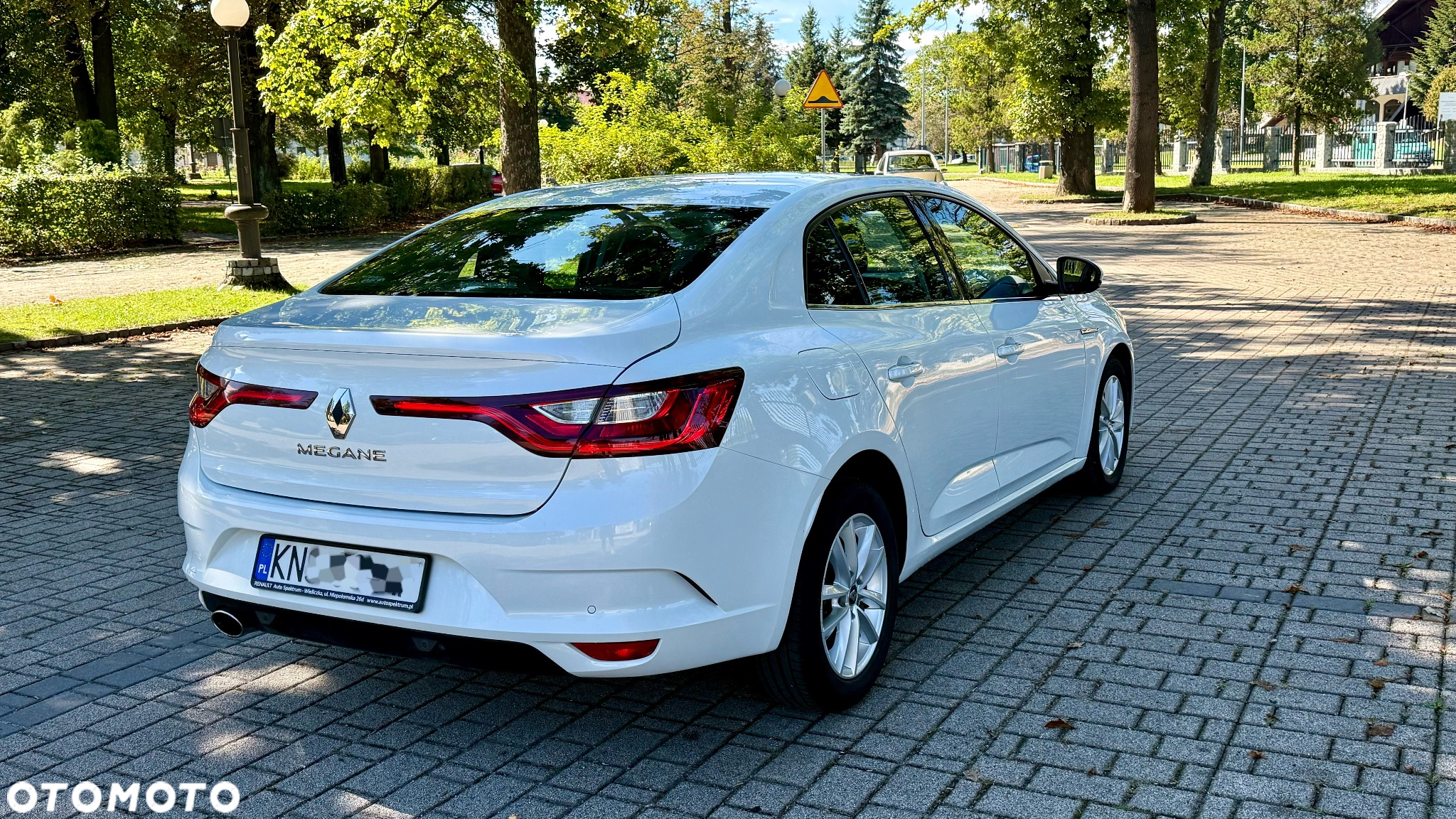 Renault Megane 1.2 Energy TCe GT Line EDC - 4