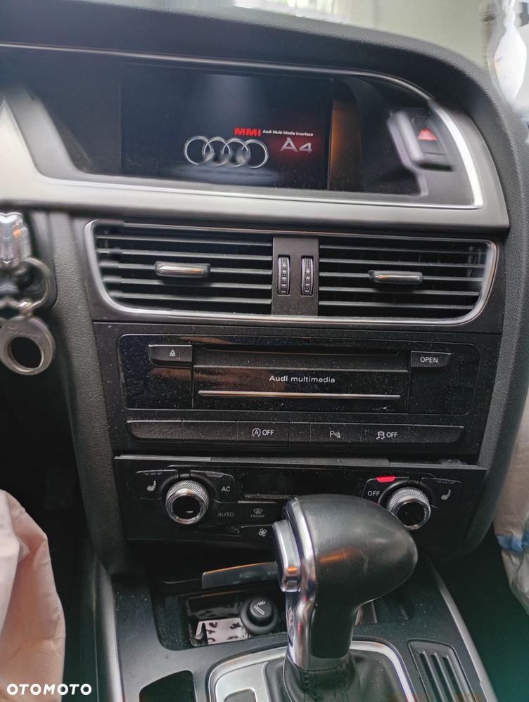Audi A4 Avant 2.0 TDI DPF multitronic Attraction - 12