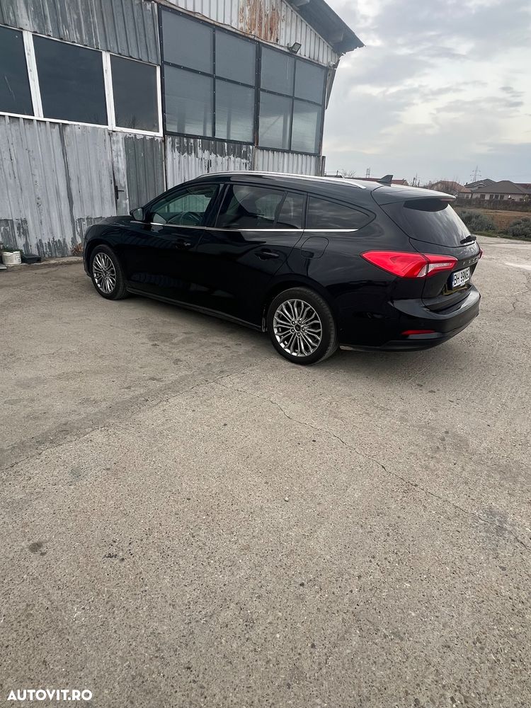 Ford Focus ver-2-0-ecoblue-start--stopp--system-aut-titanium - 5