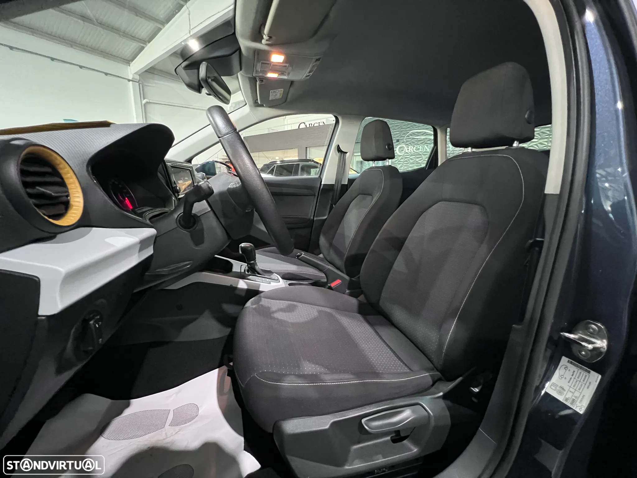 SEAT Arona 1.0 TSI Style DSG - 8