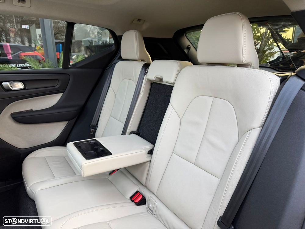 Volvo XC 40 1.5 T5 PHEV Inscription - 26