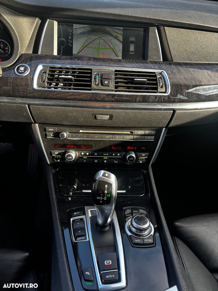 BMW Seria 5 530d Aut. - 13