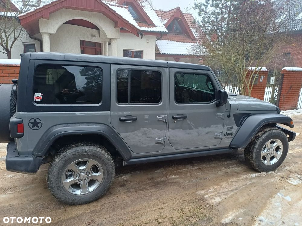 Jeep Wrangler 2.0 T-GDI Hardtop AWD Automatik Sport - 8
