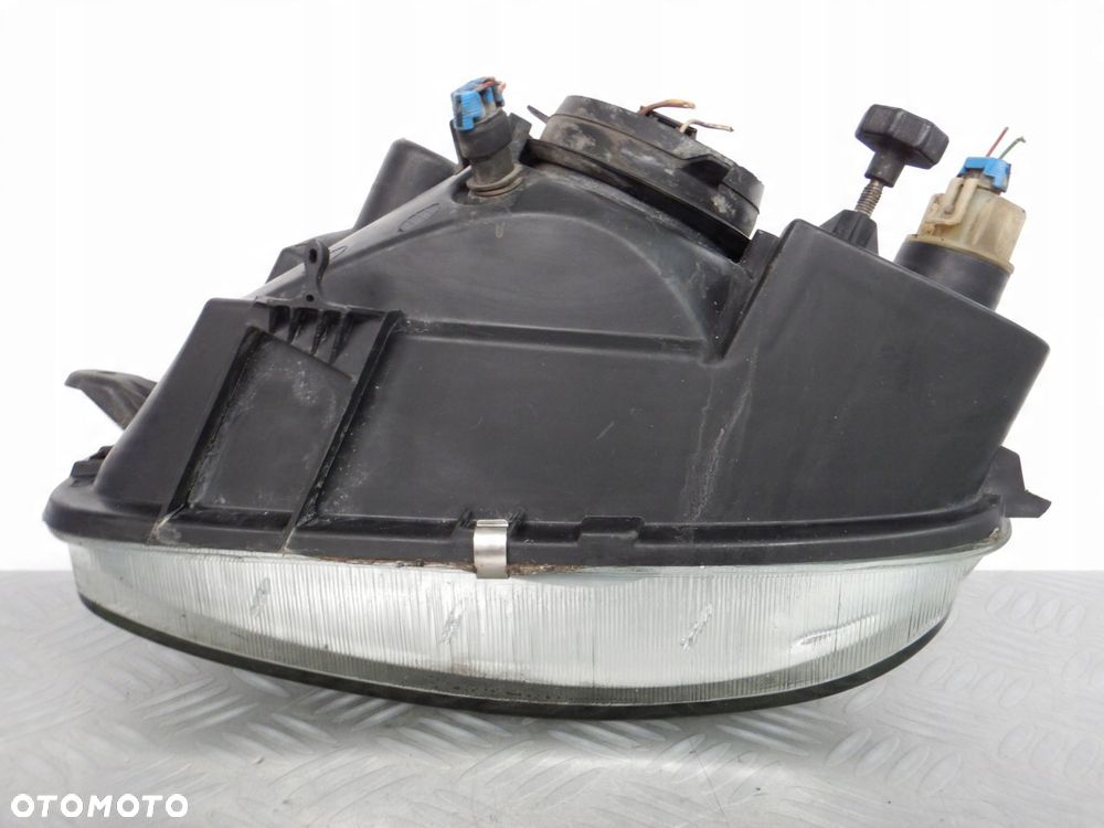 Reflektor lampa przód prawa Opel Corsa B COMBO B 1993-2000 ŁADNY - 2