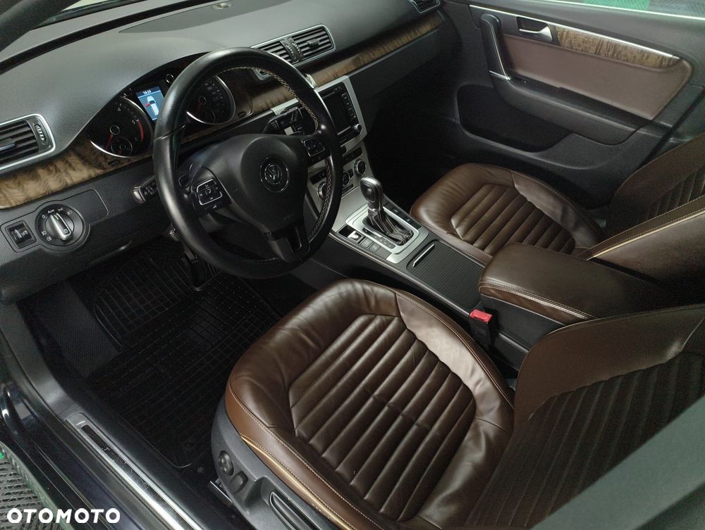Volkswagen Passat 2.0 TDI DPF Comfortline DSG - 26