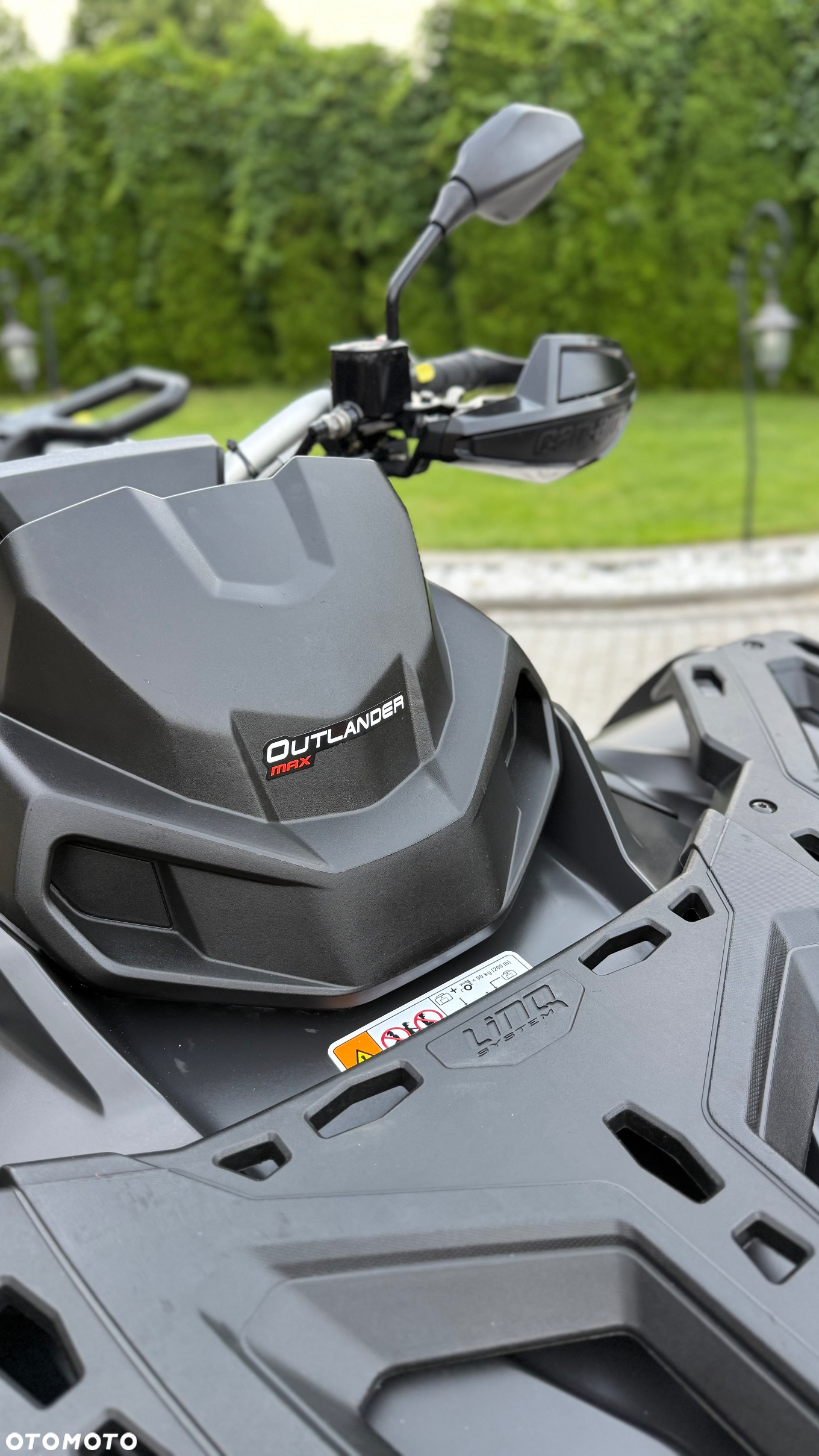 Can-Am Outlander Max - 12