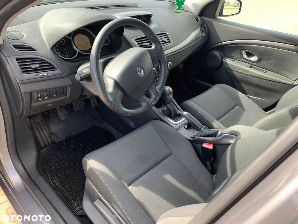 Renault Megane - 8