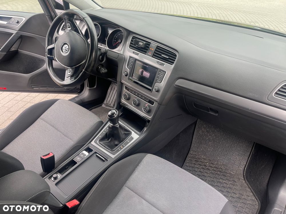 Volkswagen Golf 1.6 TDI BlueMotion Trendline - 14