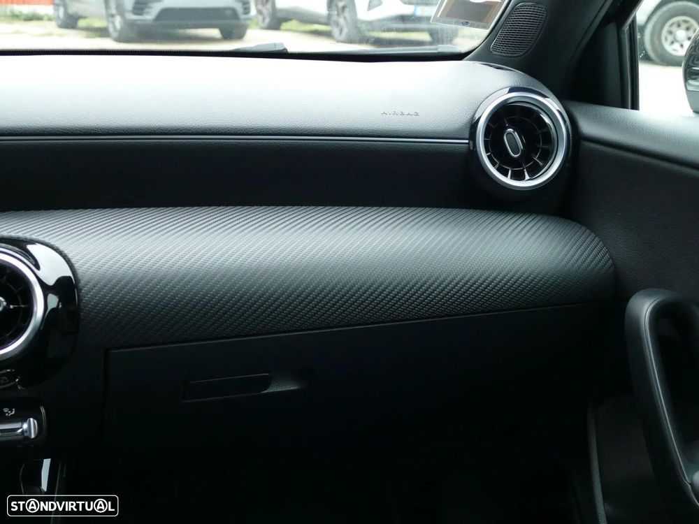 Mercedes-Benz A 250 e Style Plus - 30