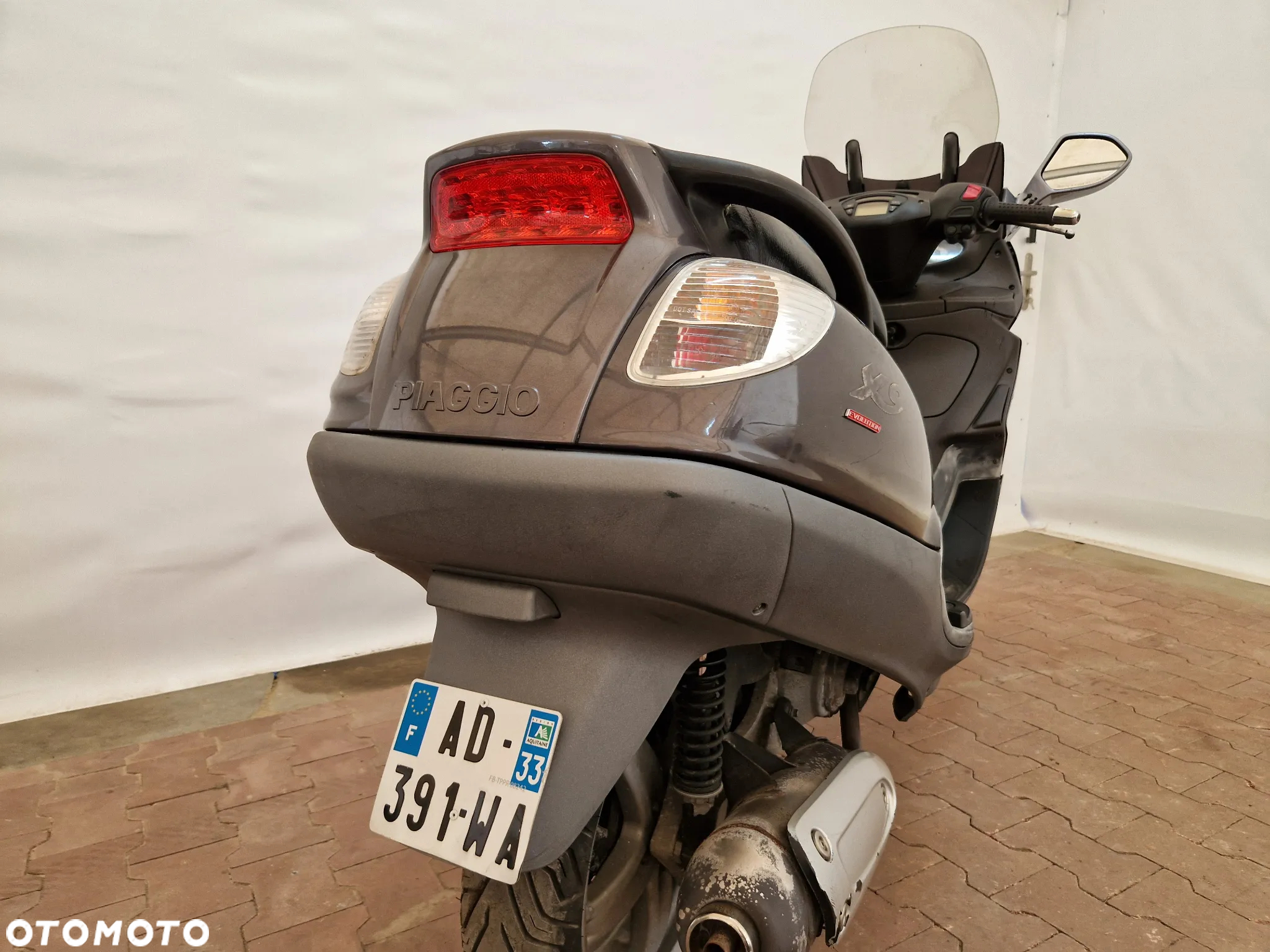 Piaggio X9 - 25