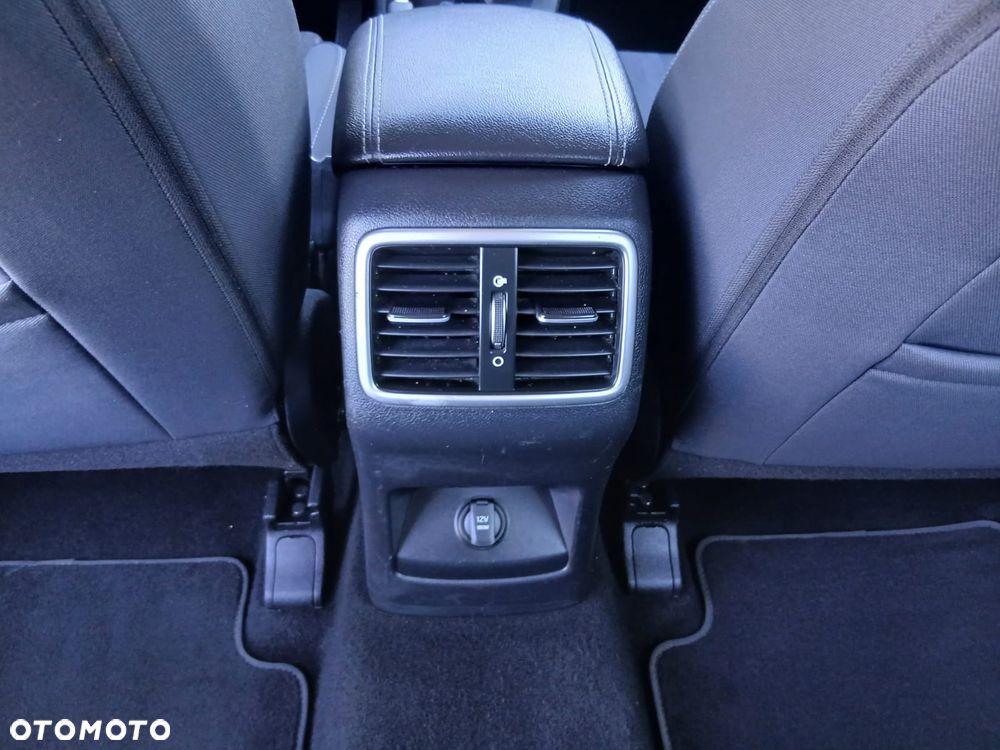Kia Sportage 1.6 GDI 2WD Attract - 36