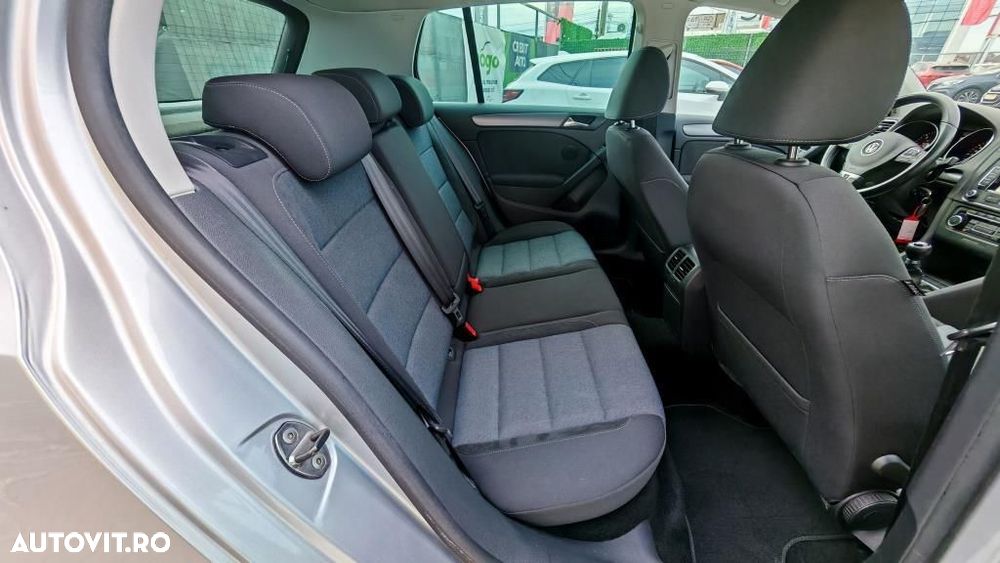 Volkswagen Golf - 13