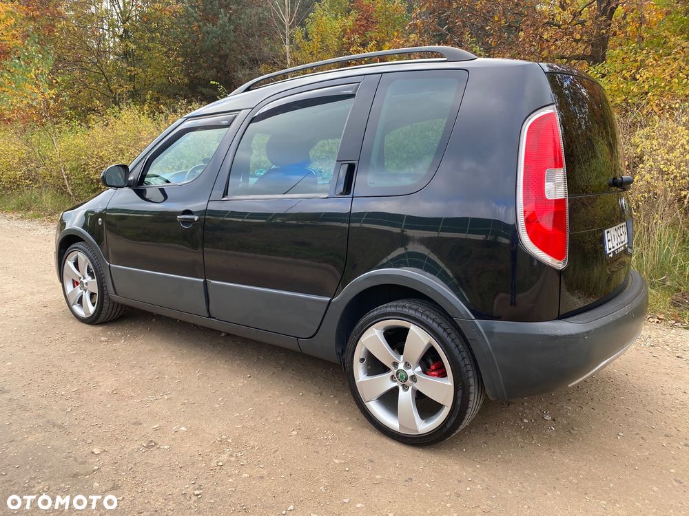 Skoda Roomster 1.6 16V Scout PLUS EDITION - 9