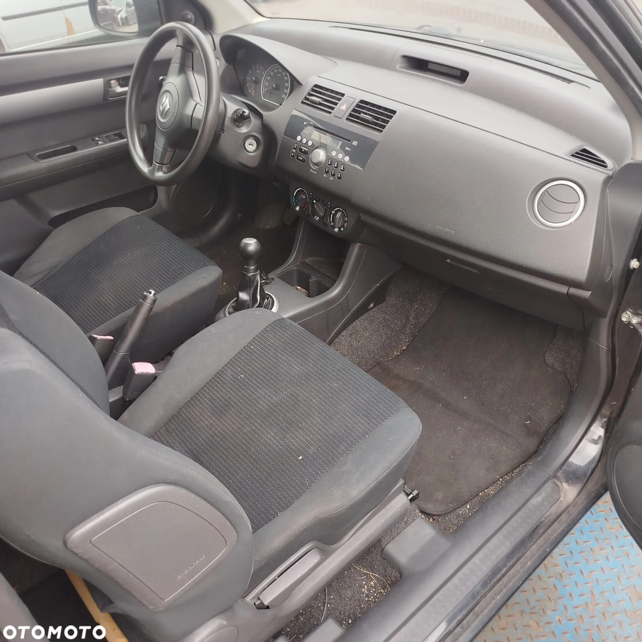 Suzuki Swift na części - 4