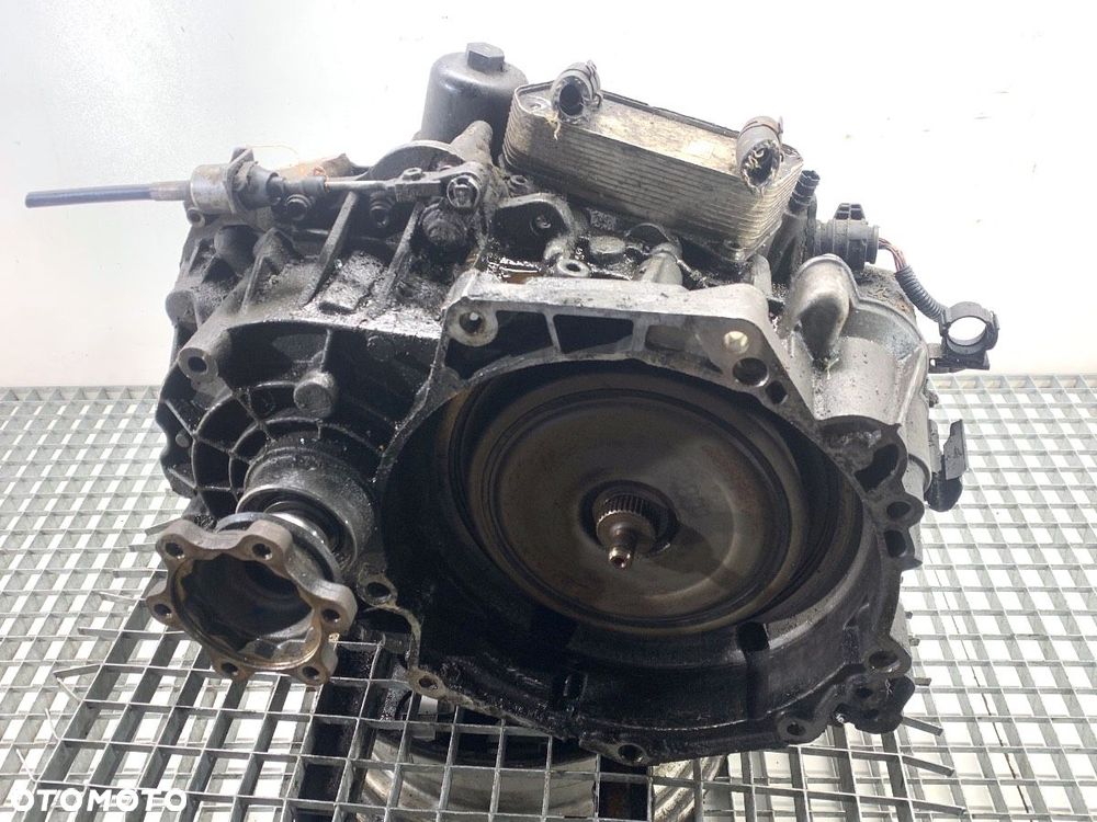 SKRZYNIA BIEGÓW  AUDI A3 (8P1) 2003 - 2013 2.0 TDI 125 kW [170 KM] olej napędowy 2006 - 2012 HYC - 1