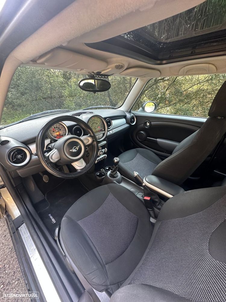 MINI 3 Portas Cooper D - 11