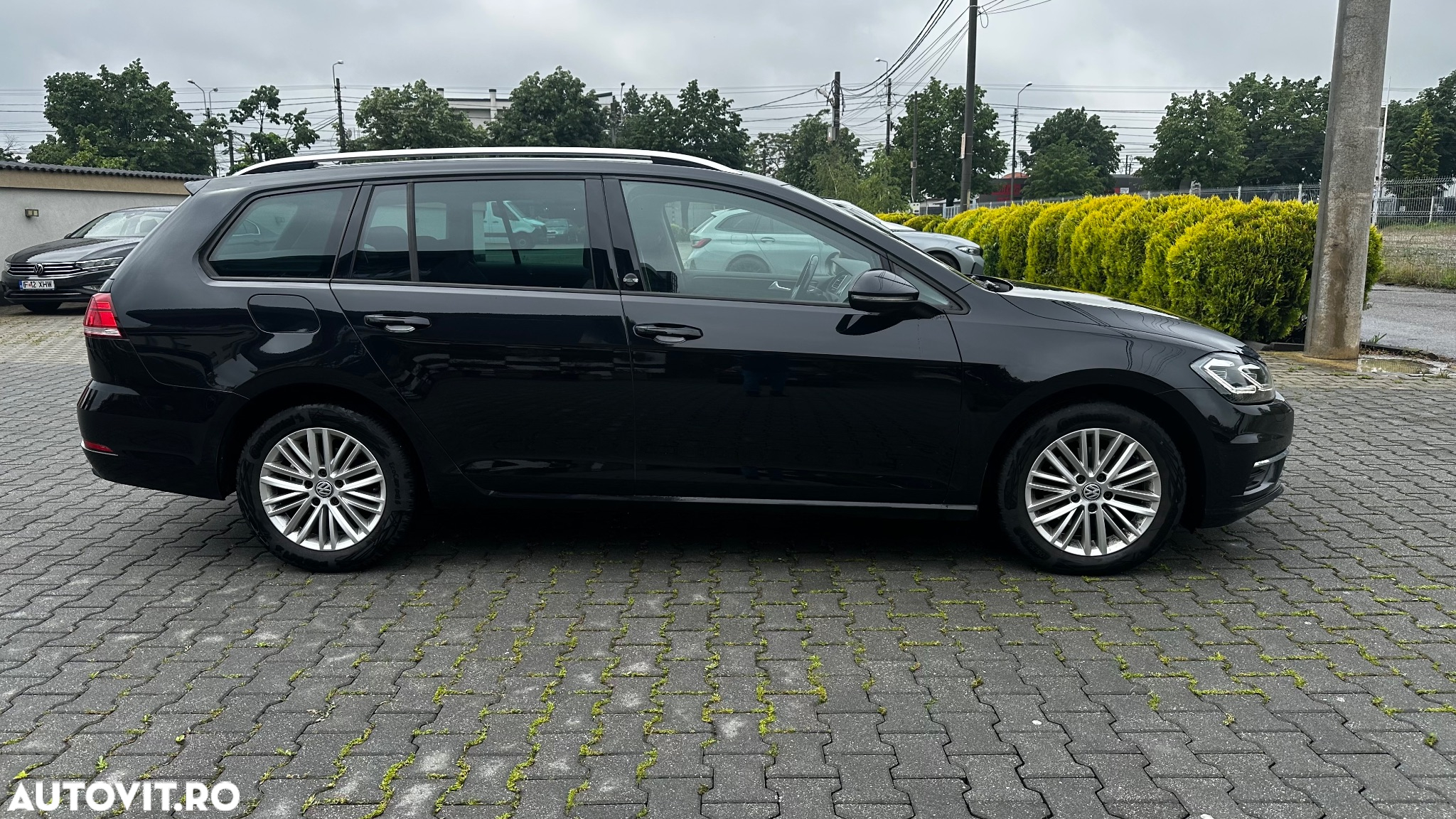 Volkswagen Golf 2.0 TDI DSG Sound - 28