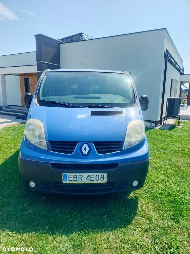 Renault Trafic - 1