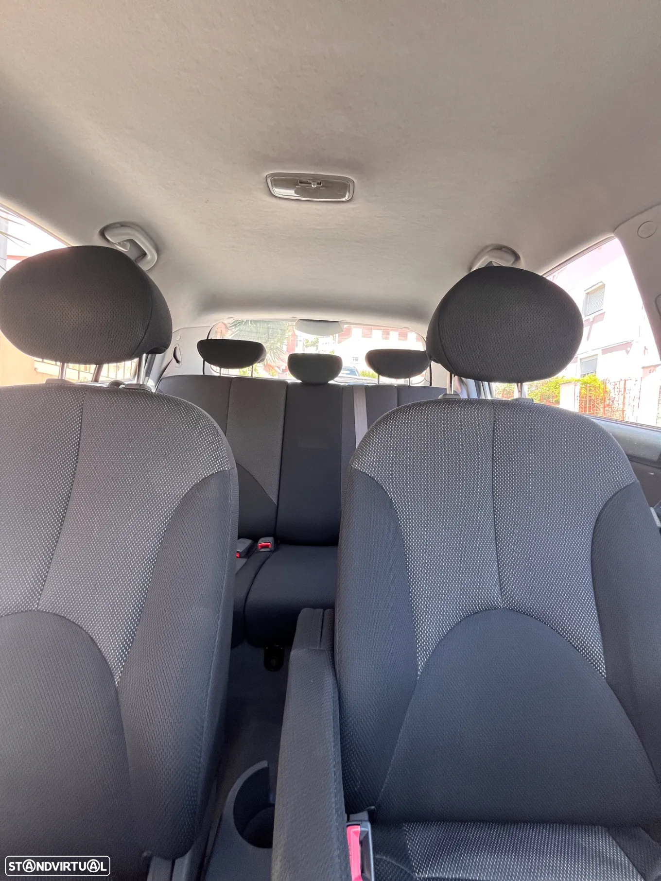 Kia Rio - 20