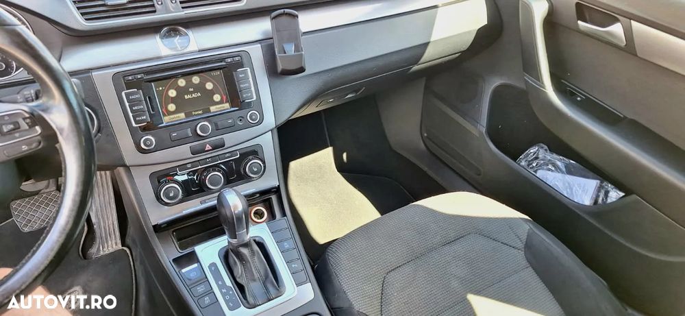 Volkswagen Passat Variant 2.0 TDI DSG BlueMotion Technology Comfortline - 13