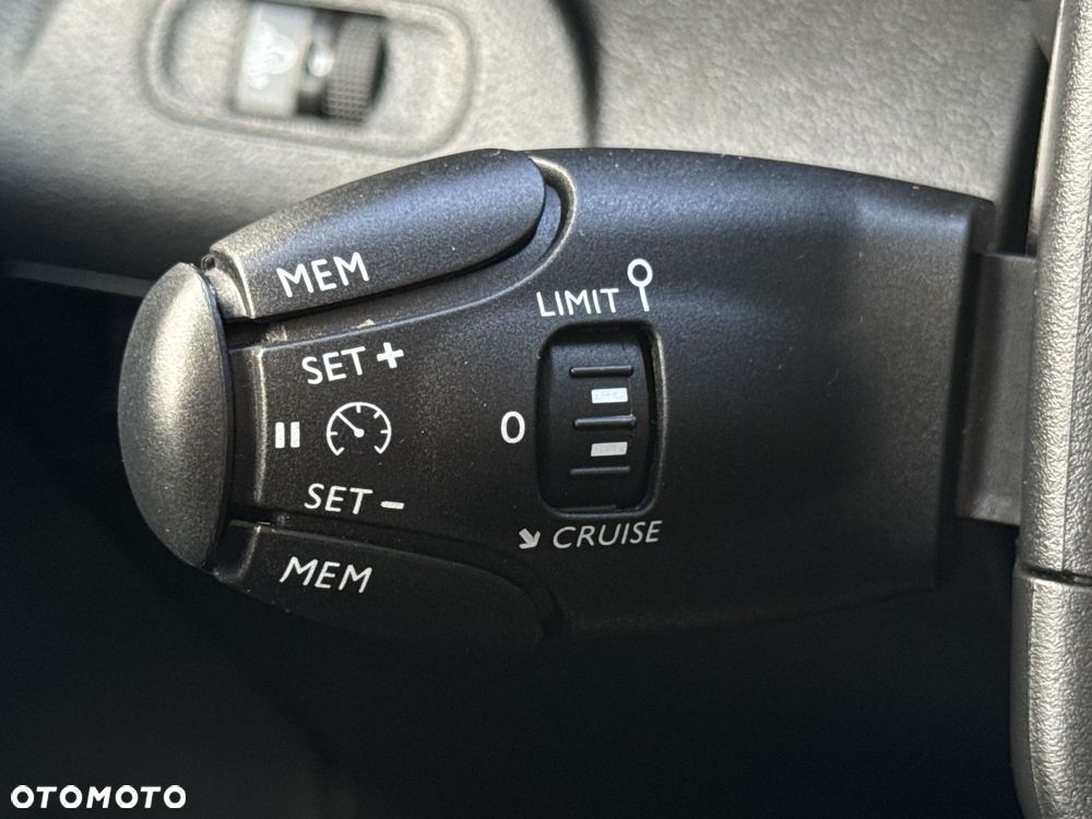 Toyota Proace City Verso 1.5 D-4D Business - 20