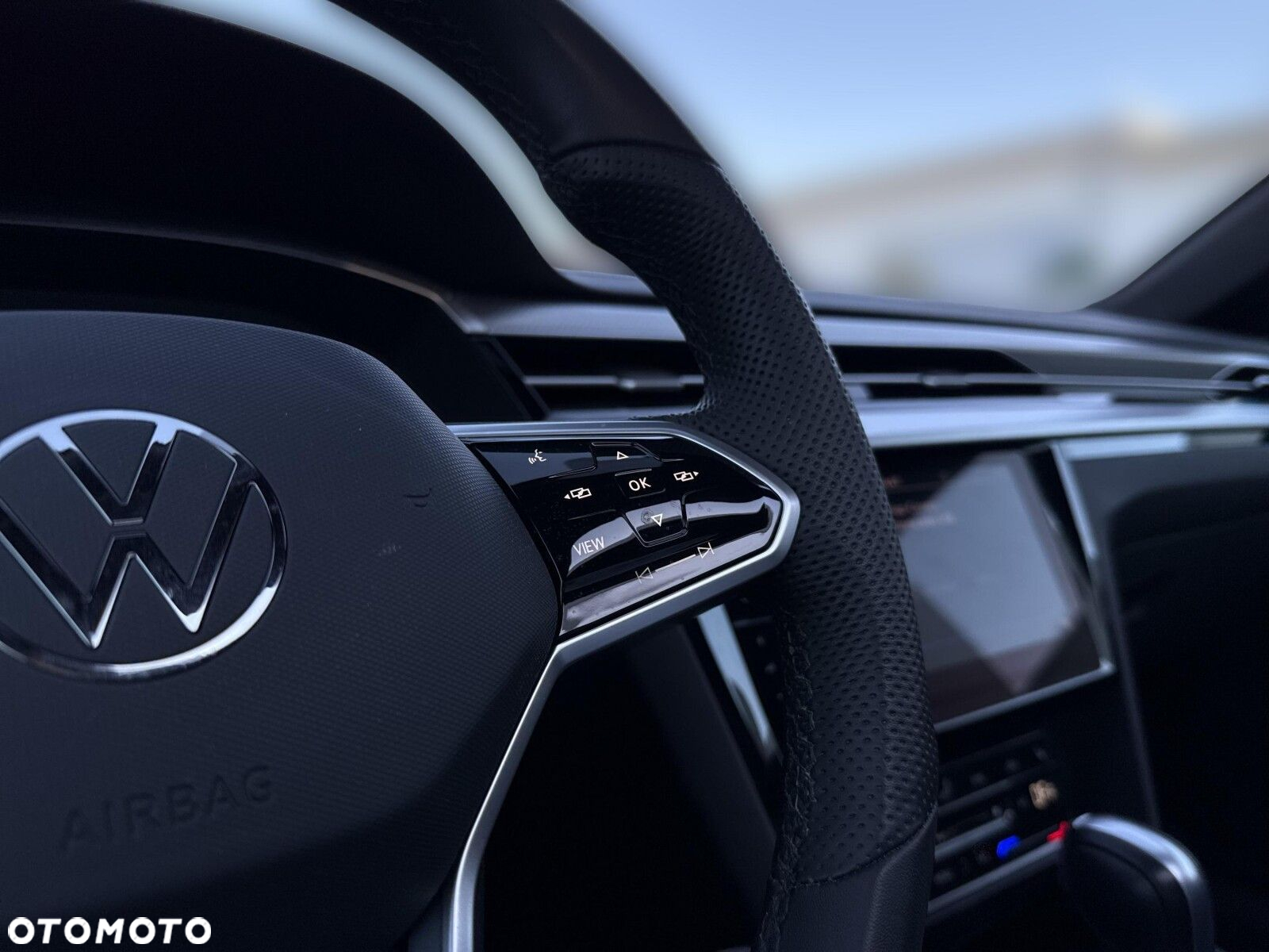 Volkswagen Arteon 2.0 TDI 4Motion R-Line DSG - 19