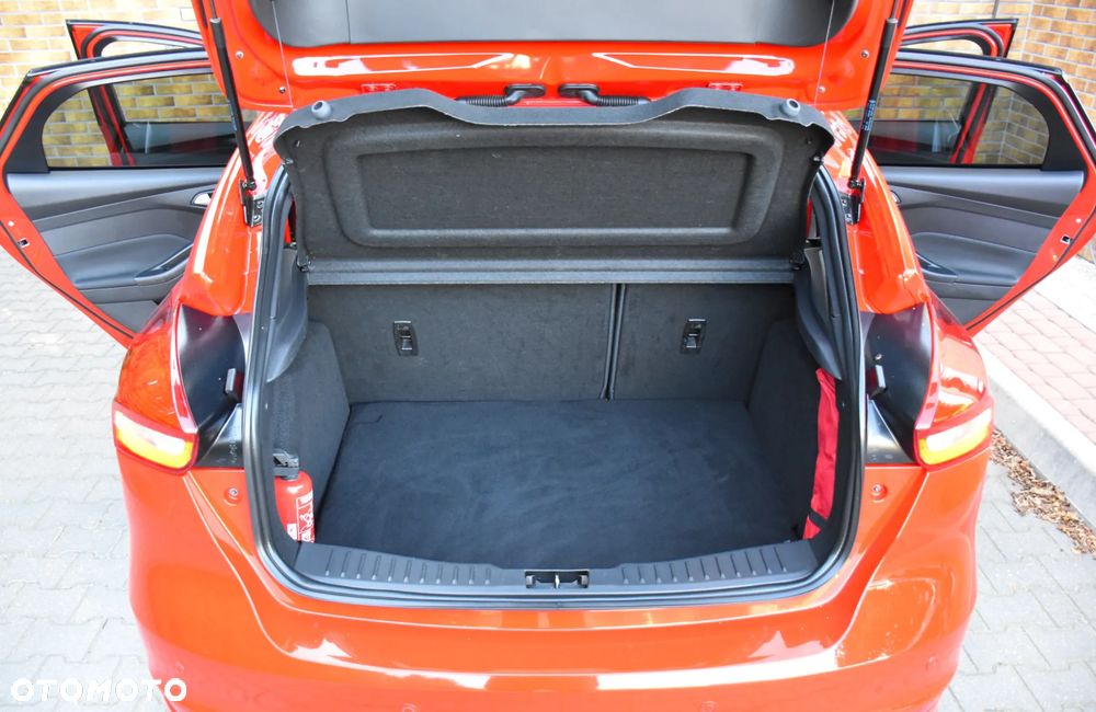 Ford Focus 1.5 EcoBoost STart-Stopp-System ST-LINE - 17