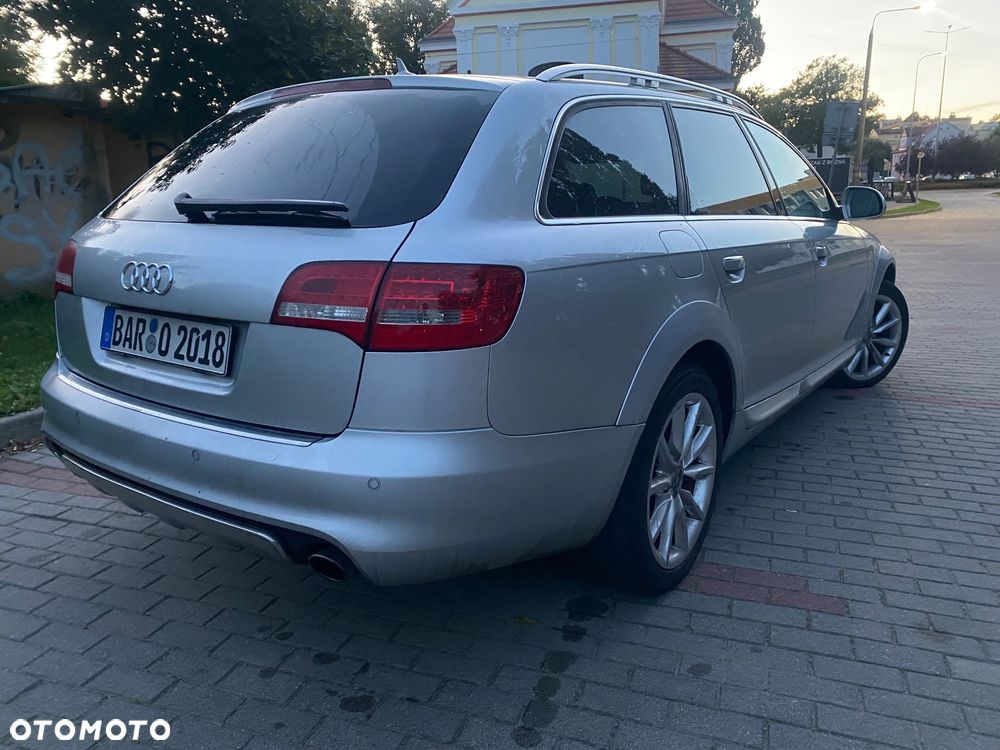 Audi A6 Allroad - 11
