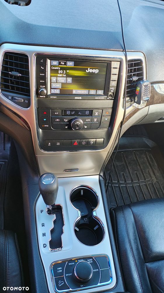 Jeep Grand Cherokee - 18