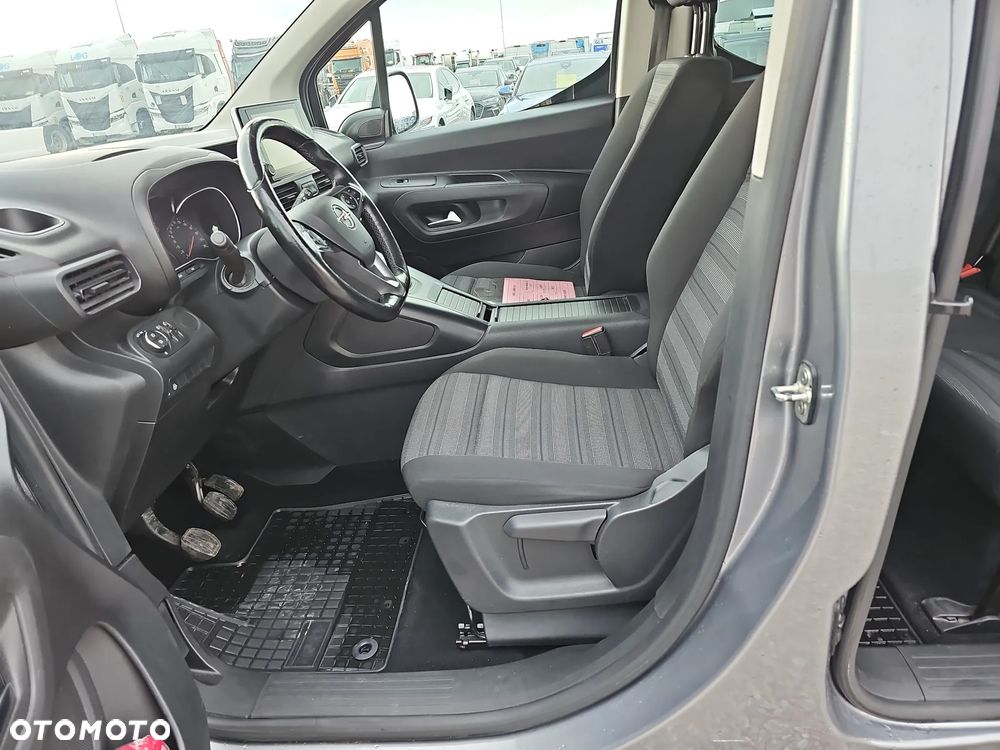 Opel Combo - 21
