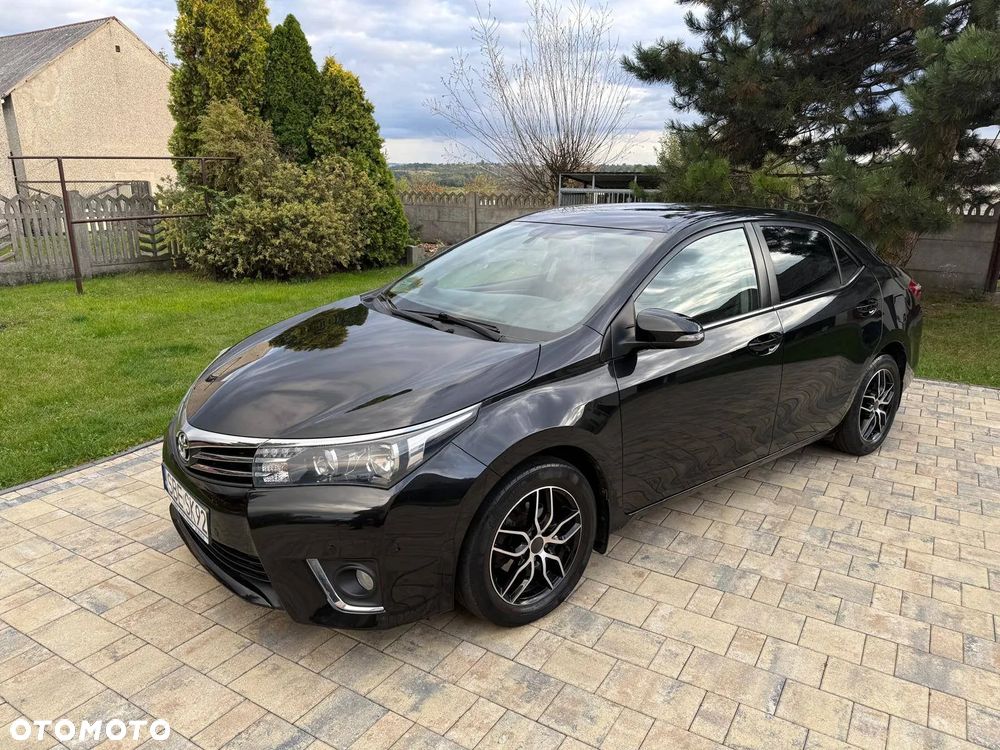 Toyota Corolla - 1