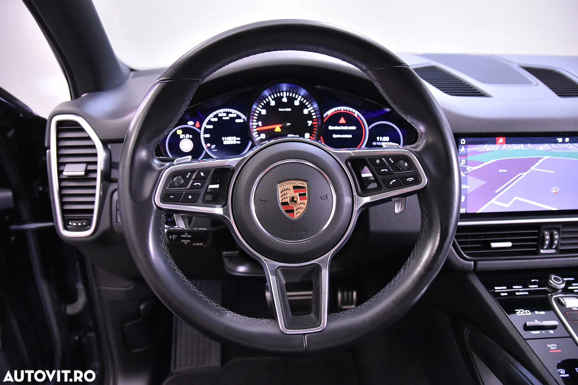 Porsche Cayenne S - 16