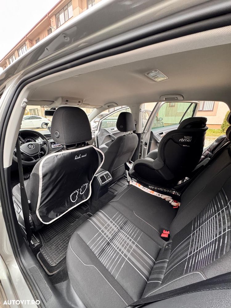 Volkswagen Golf 1.4 TSI ACT BlueMotion Technology DSG Comfortline - 6