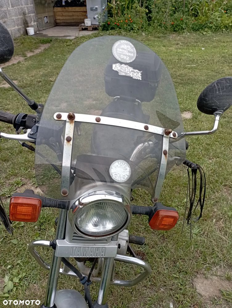 Yamaha SR - 8