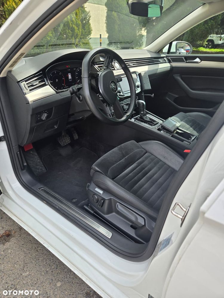 Volkswagen Passat ver-2-0-tdi-4motion-dsg-bluemotion-tech-highline - 21