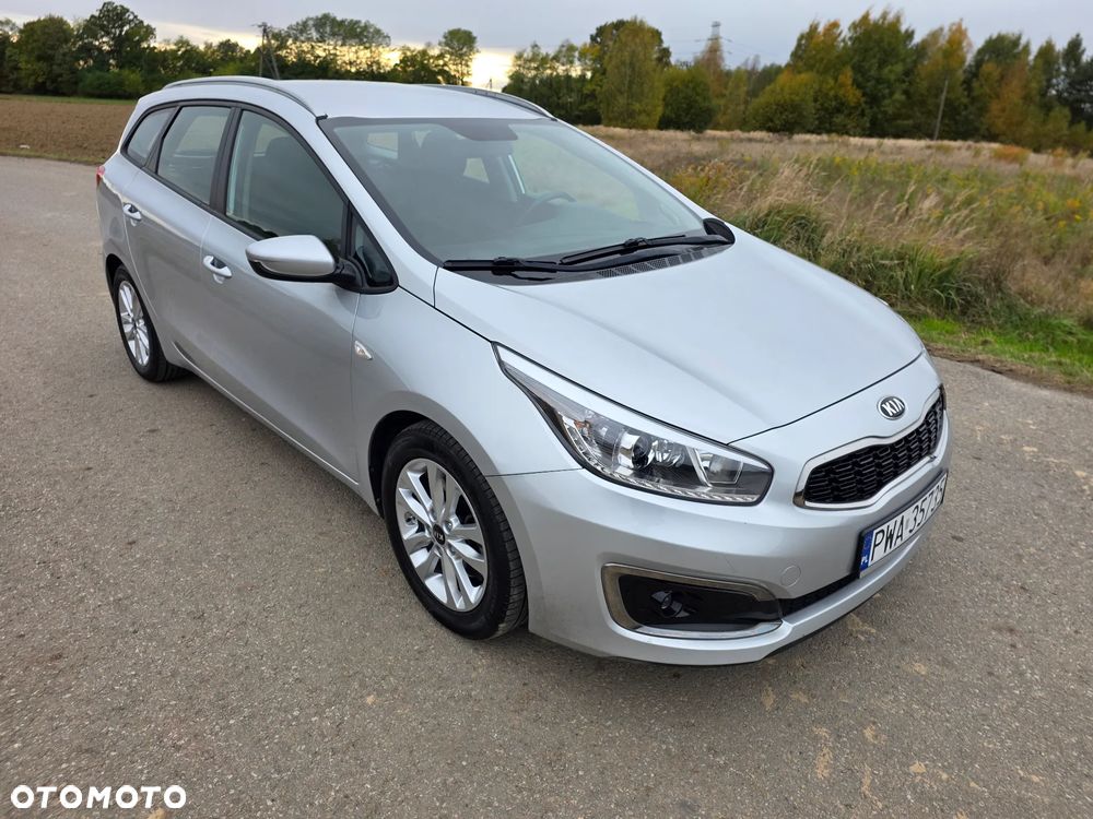 Kia Ceed - 5