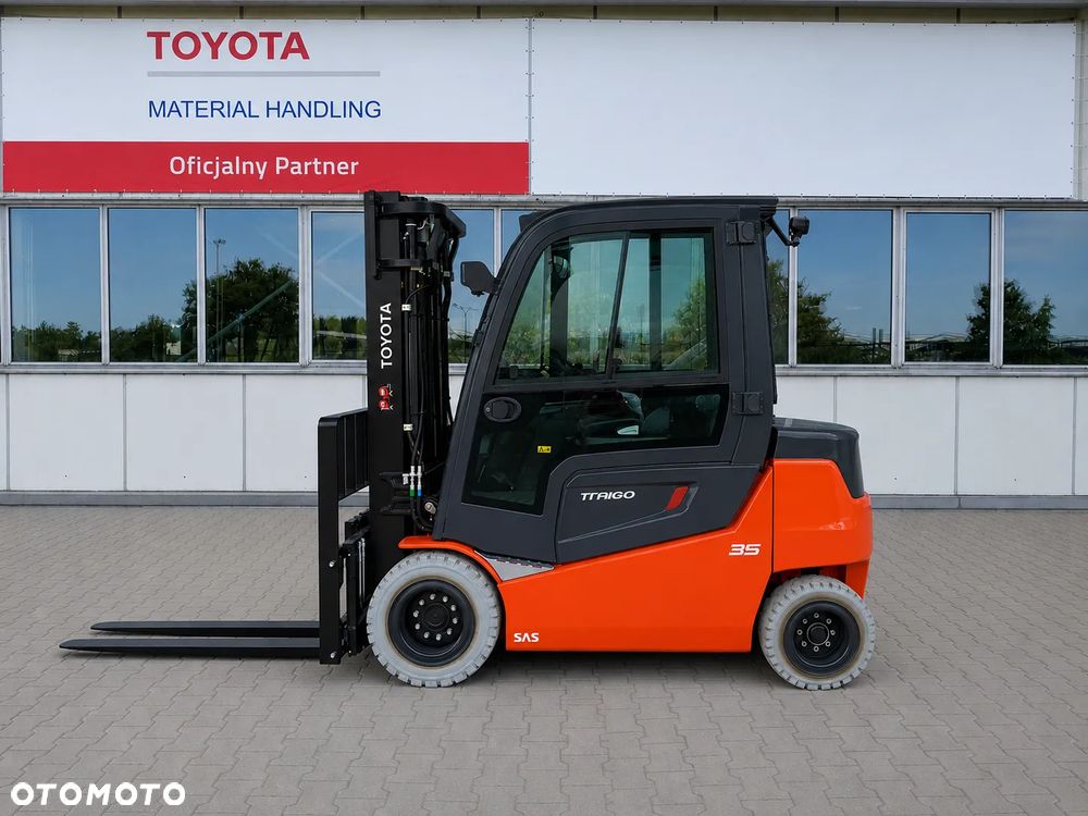 Toyota Traigo 80 9FBM35T z kabiną