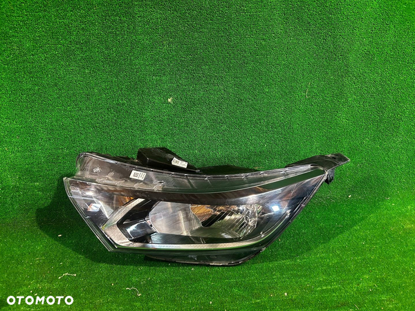 REFLEKTOR LEWY HYUNDAI I20 III