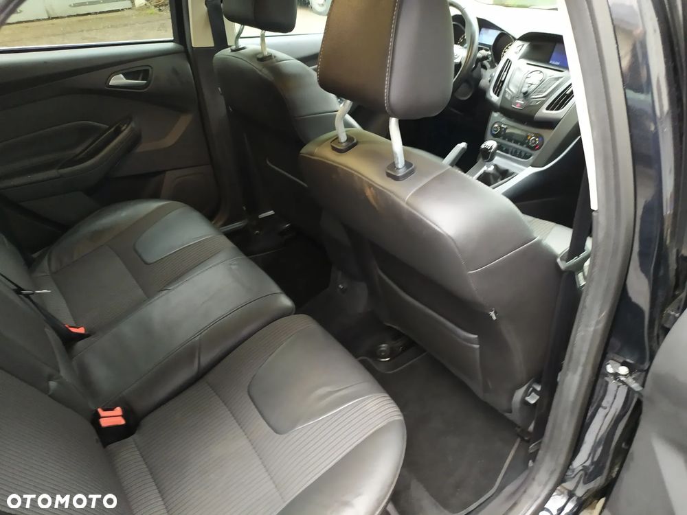 Ford Focus 1.0 EcoBoost Start-Stopp-System TITANIUM X - 14