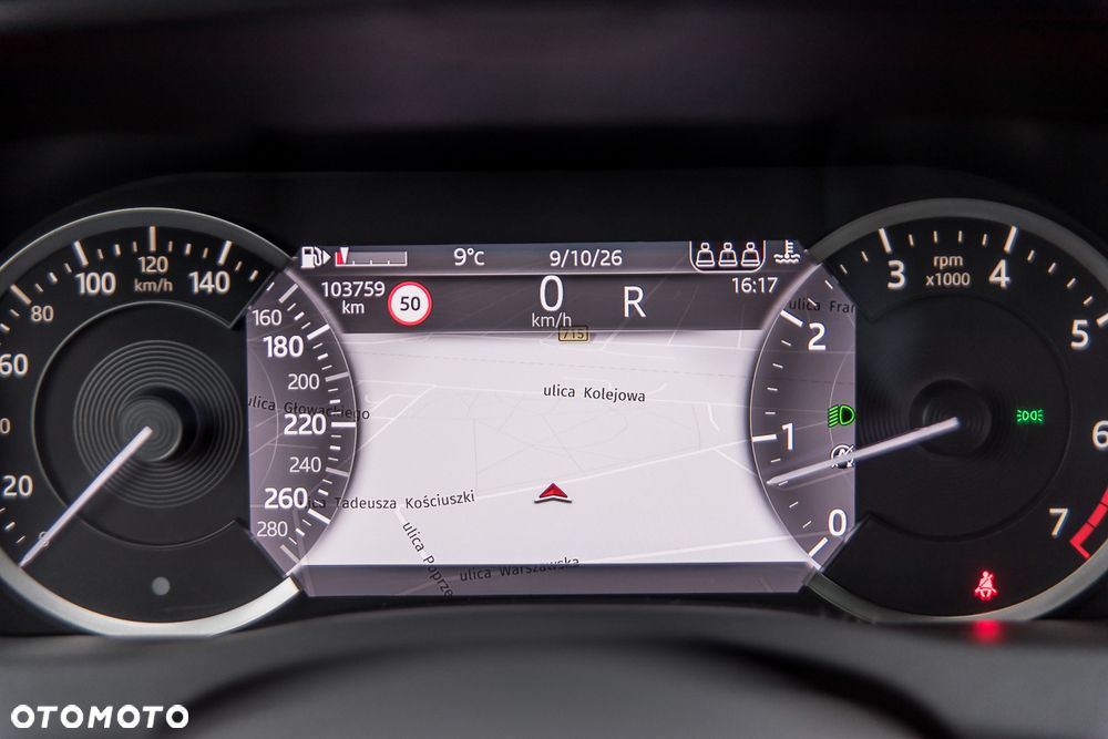 Jaguar XE 2.0 T Prestige - 36