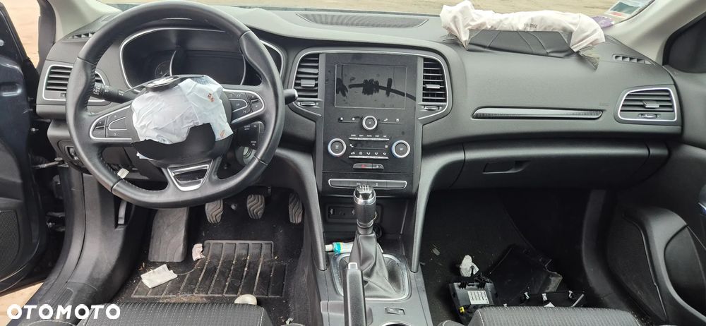 Renault Megane 1.2 Energy TCe Limited - 26