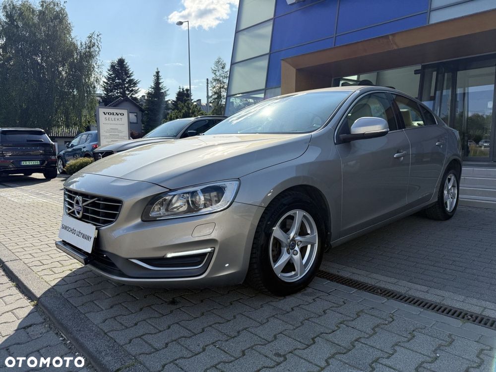 Volvo S60 - 4