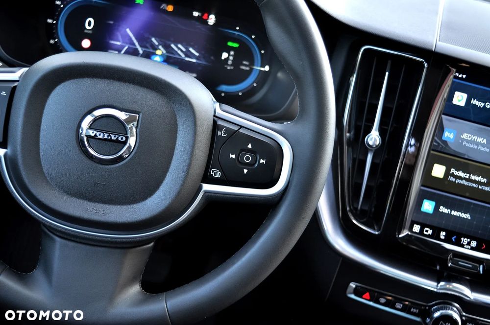 Volvo XC 60 T6 AWD Plug-In Hybrid Inscription Expression - 26